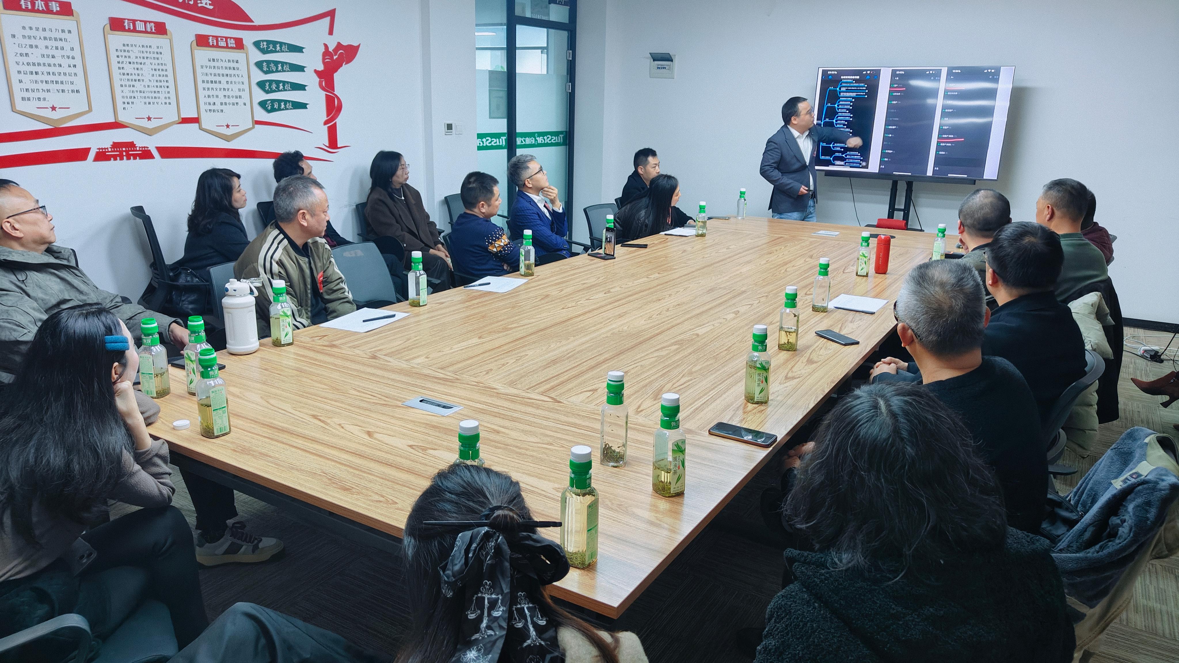 投资路演沙龙第四期：路演交锋，资本对接(图10)